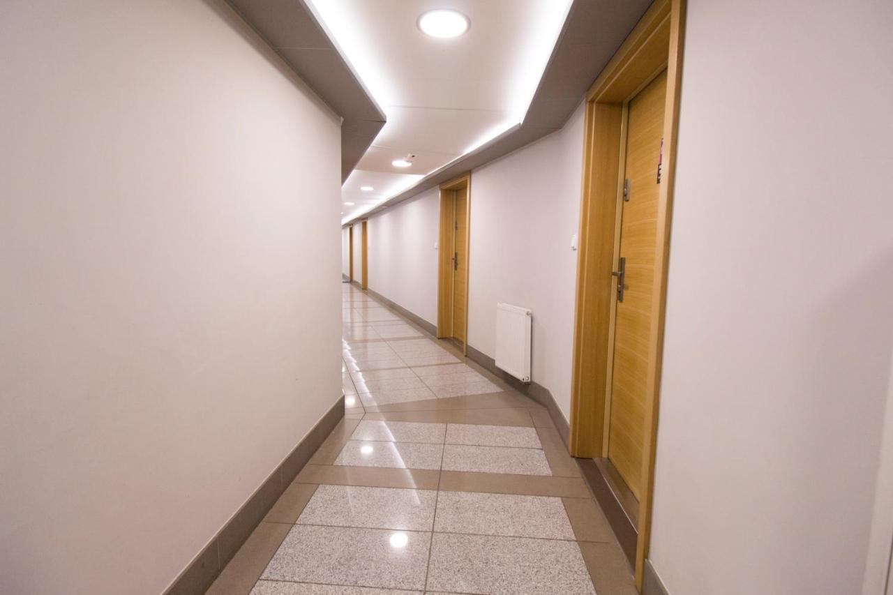 Happy Apartments - Just In Center Breslávia Exterior foto