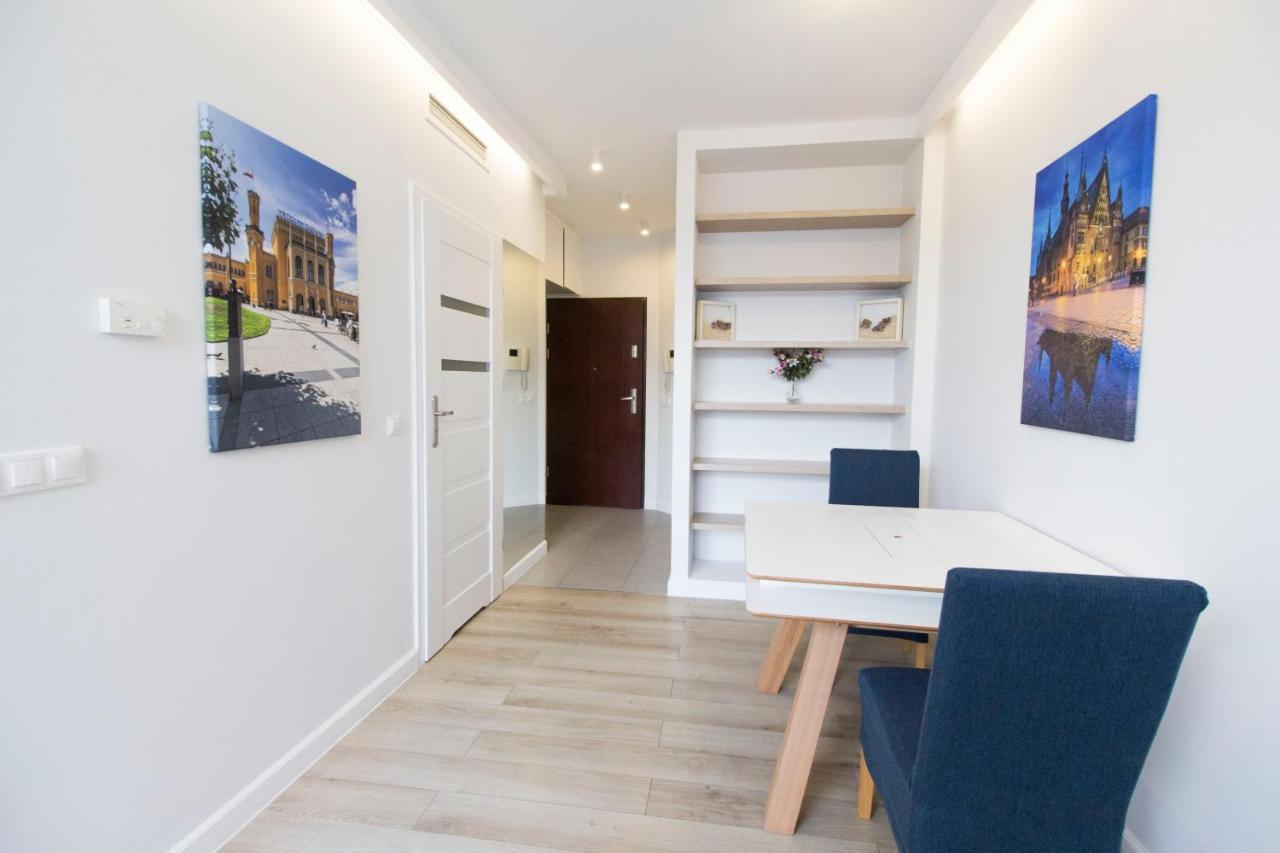 Happy Apartments - Just In Center Breslávia Exterior foto