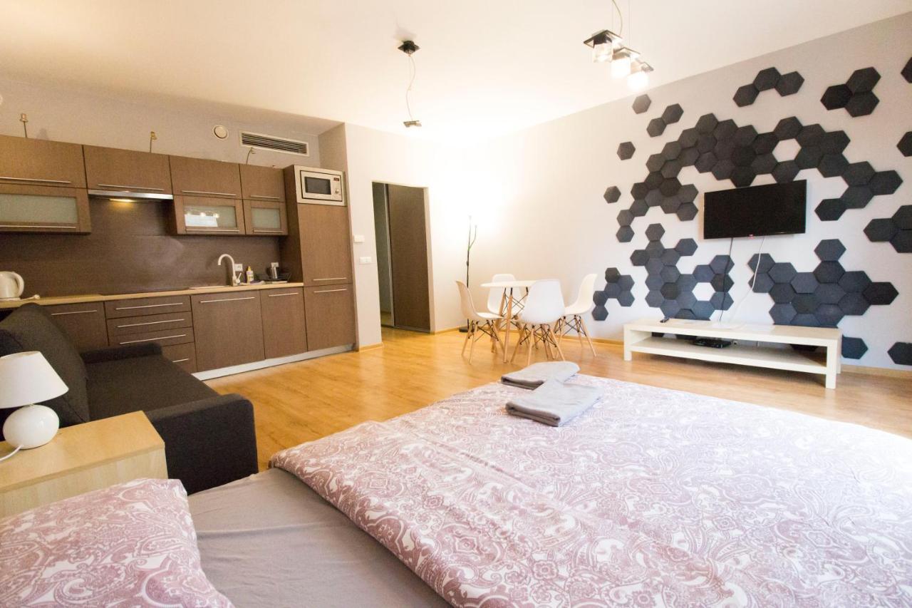 Happy Apartments - Just In Center Breslávia Exterior foto